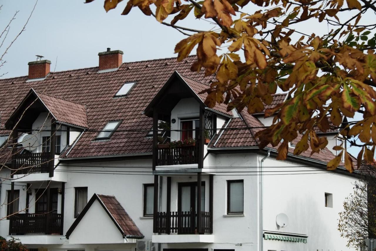 Arany Sziget Apartman シオーフォク エクステリア 写真